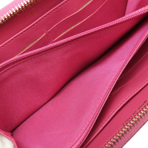 CHANEL Pink Lambskin Leather Logo Wallet - Picture 5 of 11